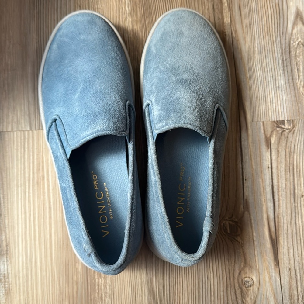 Vionic Pro Avery Slip On Sneakers 6 Blue Suede Leather Orthotic Comfort Casual